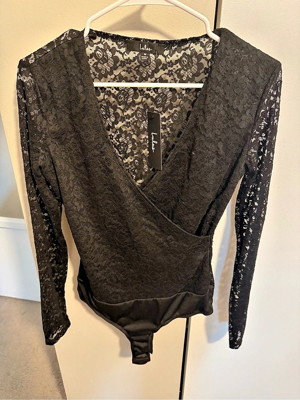 NWT: Lulus Embrace Black Lace Long Sleeve Bodysuit Medium Free Shipping